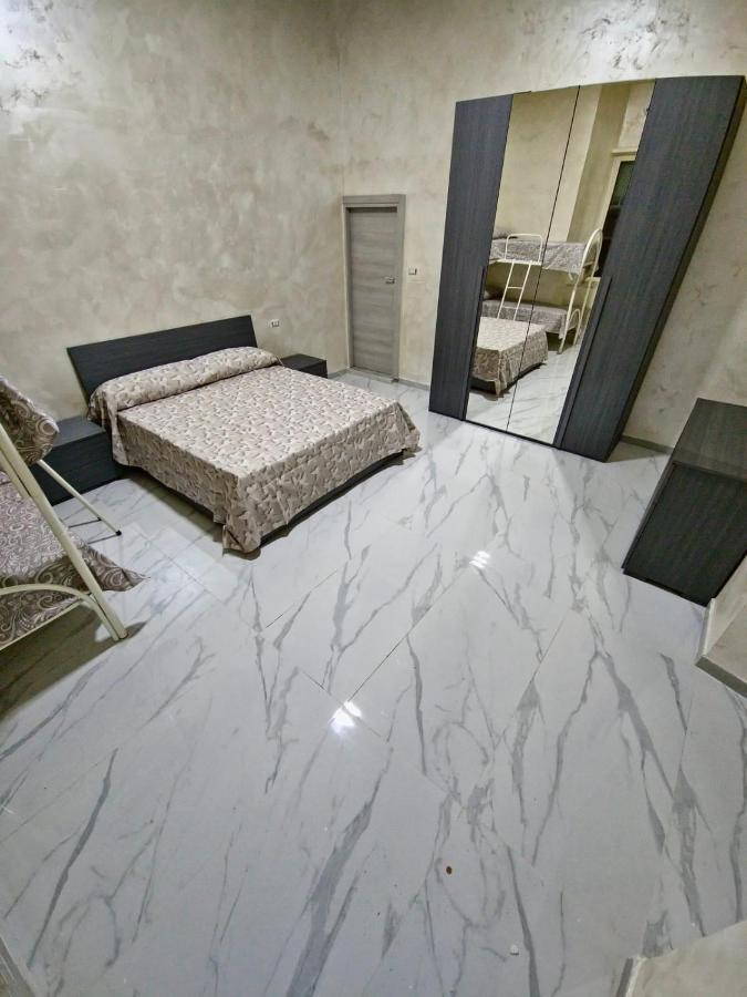Ritmo Napoletano Apartment Napoli Ngoại thất bức ảnh