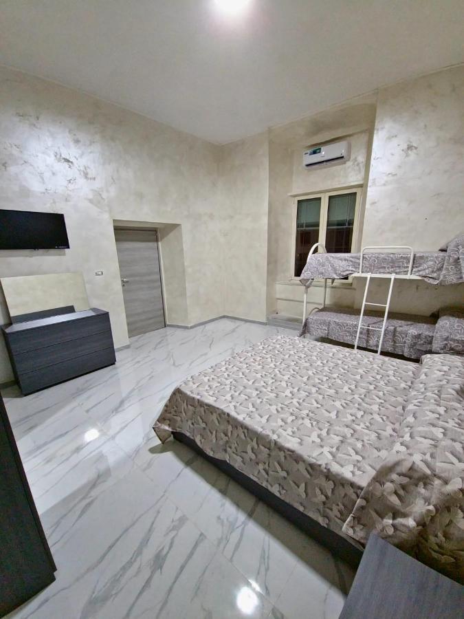 Ritmo Napoletano Apartment Napoli Ngoại thất bức ảnh