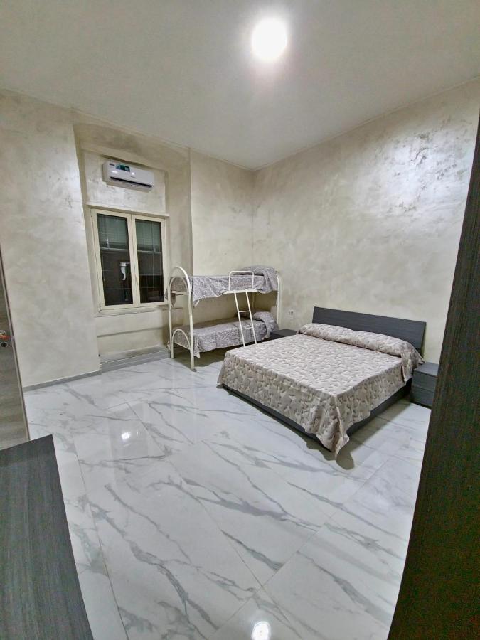 Ritmo Napoletano Apartment Napoli Ngoại thất bức ảnh